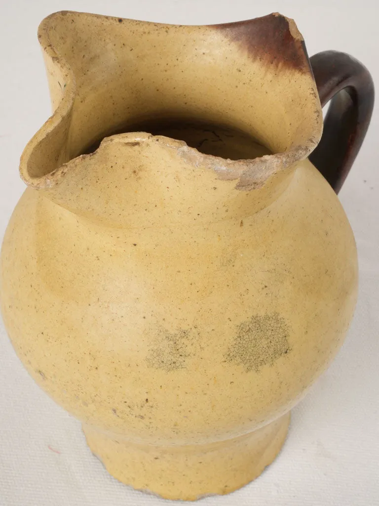 Antique Yellow Bec Pincé" Pitcher, Dieulefit, 8¼"