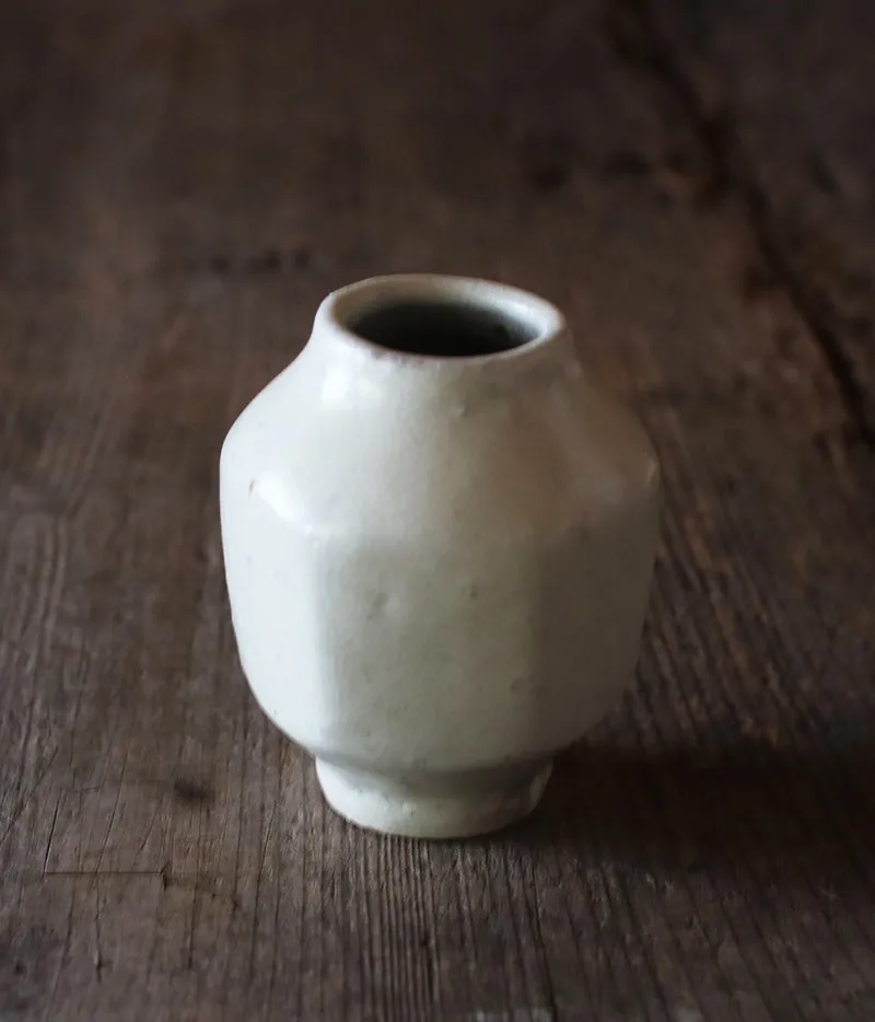 Mentori Kohiki Small White Vase
