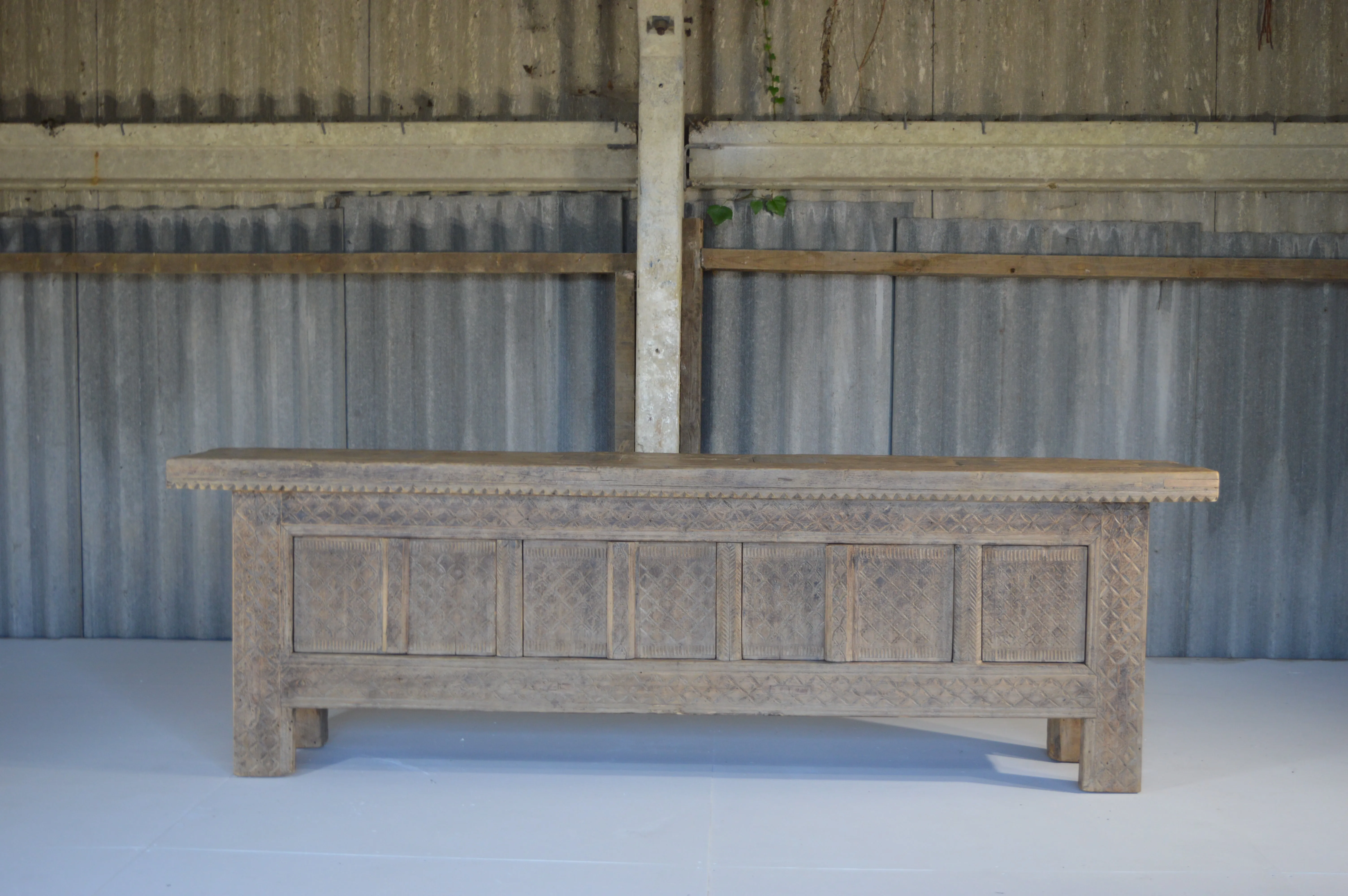 Reclaimed Elm Unit 260 cm